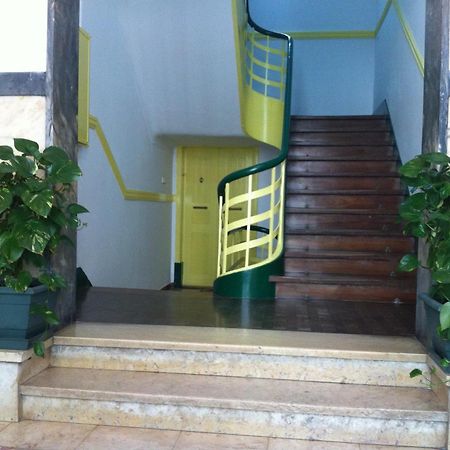 Residencial Valentina Hotel Lisabona Exterior foto Entrance to the museum